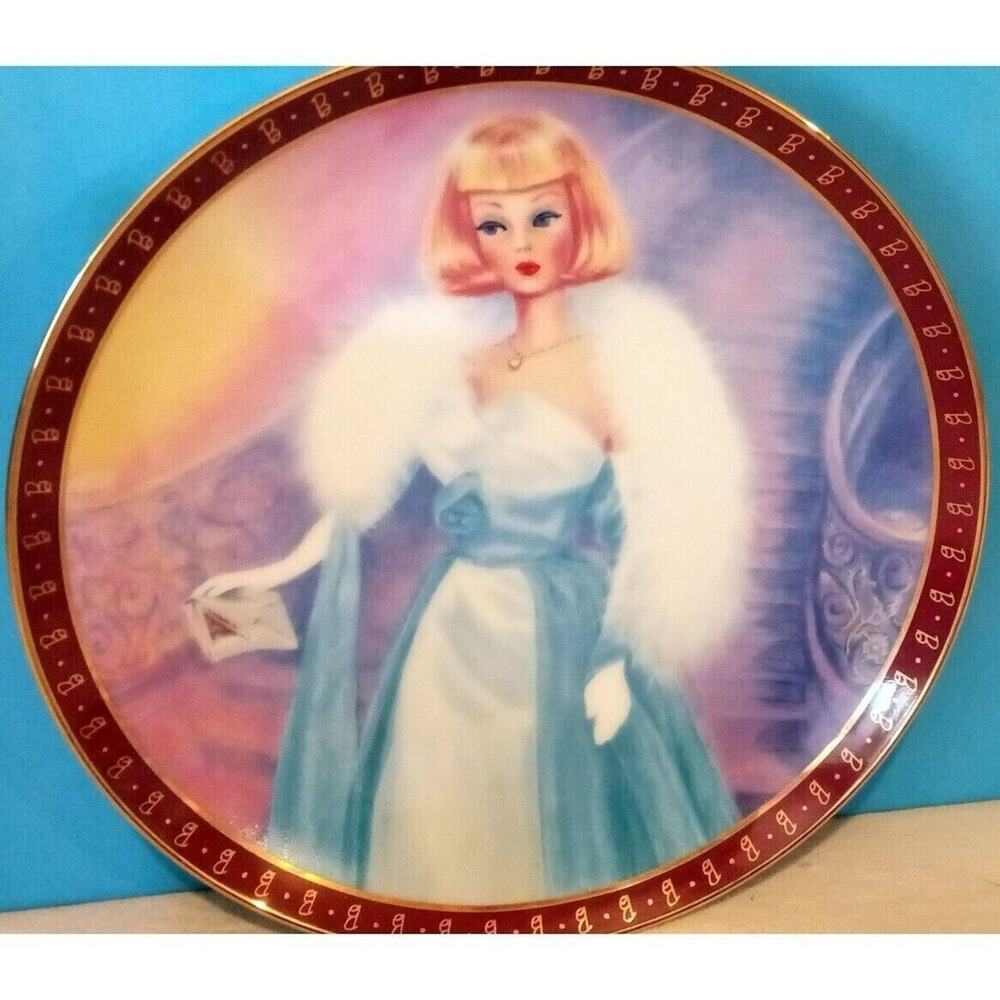 Danbury Mint Barbie Collector Plate Excellent Condition 1966 Debutante Ball *